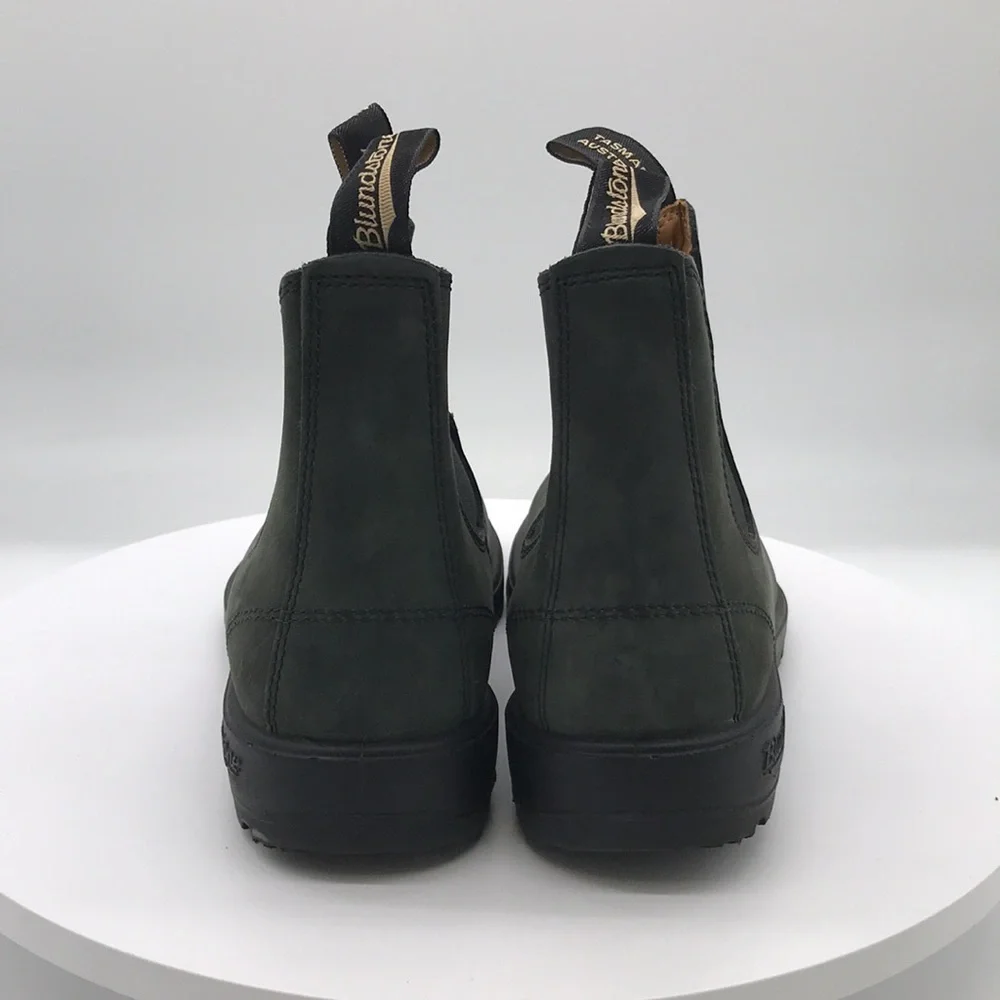 Blundstone Mens Chelsea Boot  size 10 US